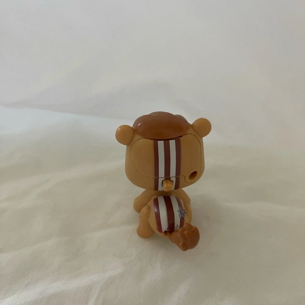 Littlest Pet Shop WALKABLE CHIPMUNK #2111 Authentic